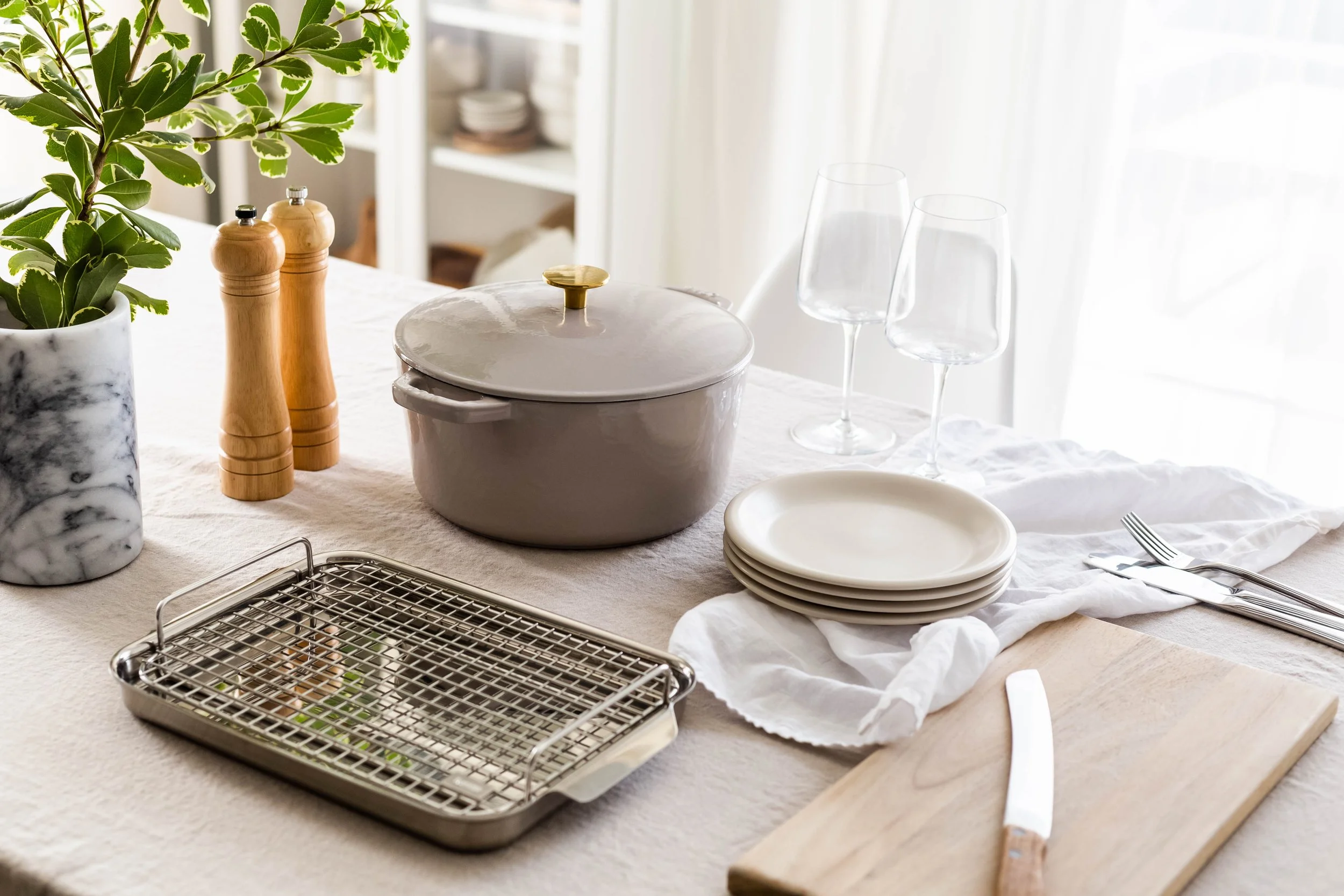 食器 kana kana Kana — Amanda Mocci